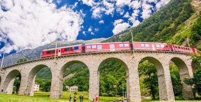 Comer See-Kreuzfahrt, St. Moritz & Bernina Red Train - von Mailand