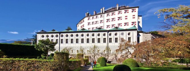 Stadt Urlaub Innsbruck - Schloss Ambras zählt zu den bedeutendsten Sehenswürdigkeiten Innsbrucks. Seine kulturhistorische Bedeutung ist untrennbar mit der Persönlichkeit Erzherzog Ferdinands II. Erzherzog Ferdinands II. (1529-1595) , der als echter Renaissancefürst die Künste und Wissenschaften förderte. Er begründete die prachtvollen Ambraser Sammlungen, für die er im Unterschloss eine nach modernsten Kriterien konzipierte Museumsanlage errichten ließ.