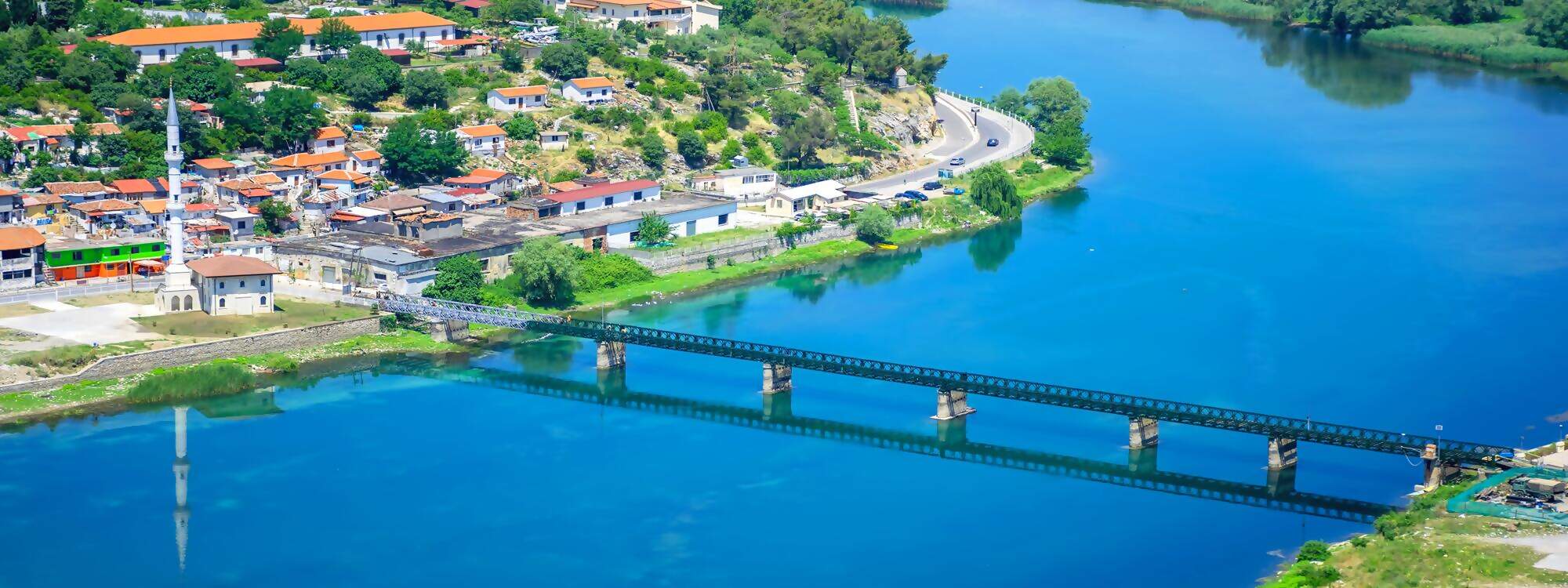 Panoramablick von der Festung Rosafa auf die Stadt Shkoder - Kosovo